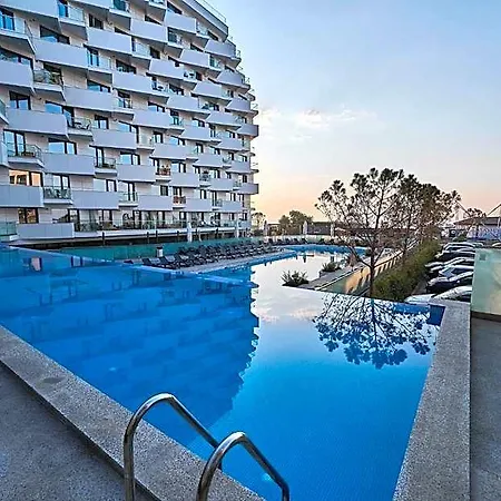 Mara Sea View Infinity 4* Constanţa