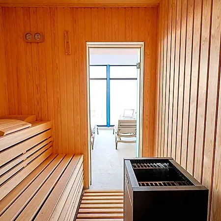 Mara Sea View Infinity 4* Constanţa